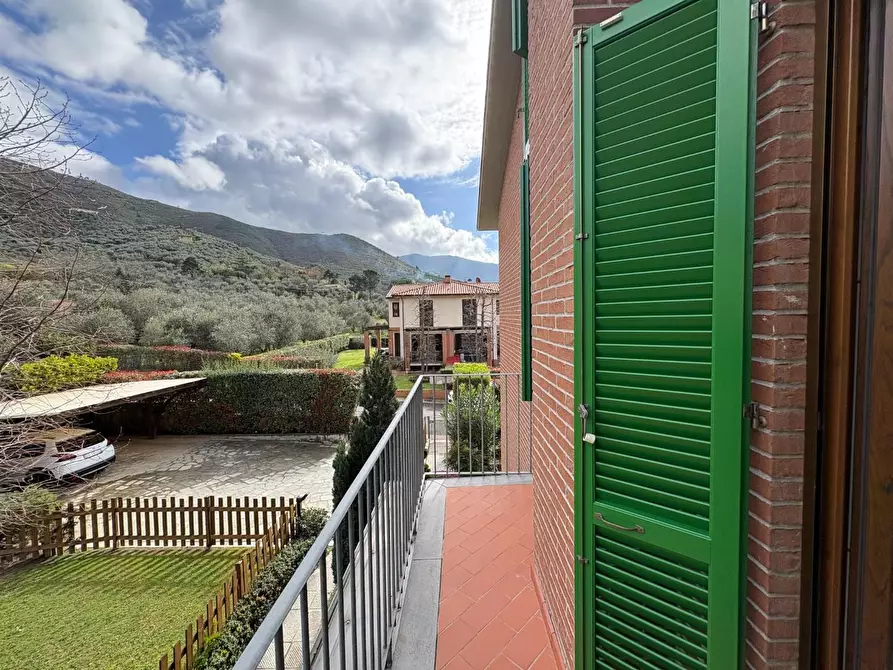 Immagine 10 di Villetta a schiera in vendita  a Calci