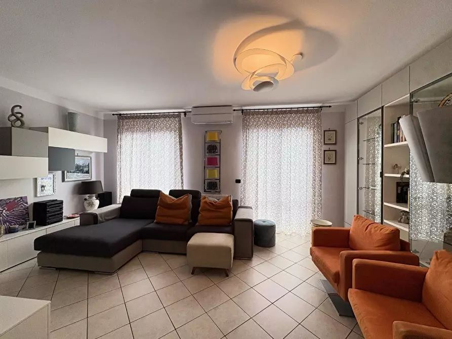 Immagine 46 di Villetta a schiera in vendita  a Calci