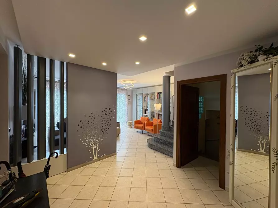 Immagine 47 di Villetta a schiera in vendita  a Calci