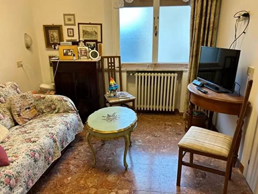 Immagine 3 di Villetta a schiera in vendita  a Siena