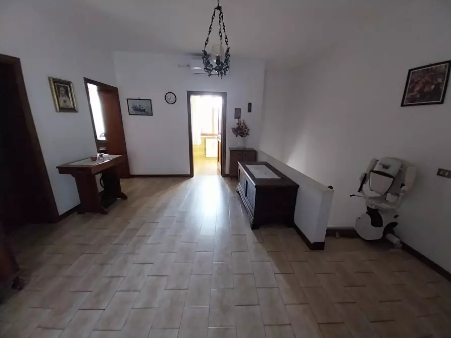 Immagine 16 di Appartamento in vendita  a Calci