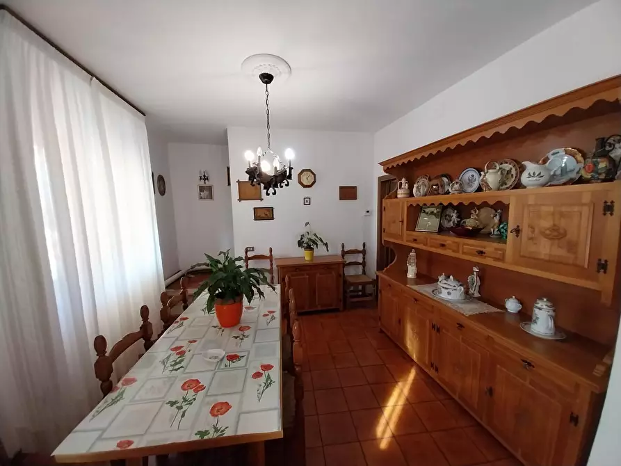 Immagine 10 di Appartamento in vendita  a Calci