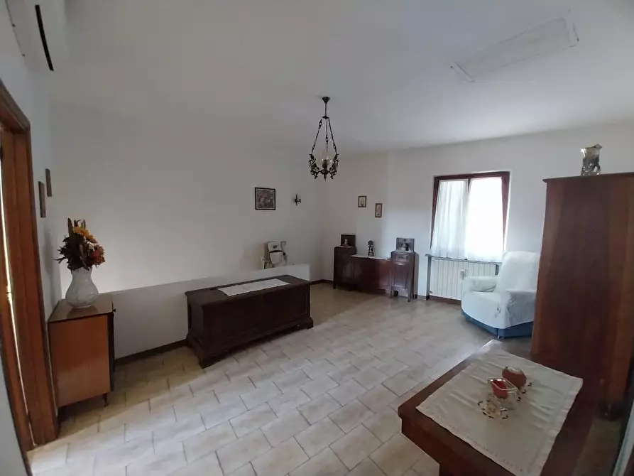 Immagine 19 di Appartamento in vendita  a Calci