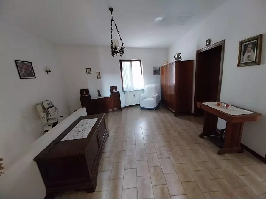 Immagine 15 di Appartamento in vendita  a Calci