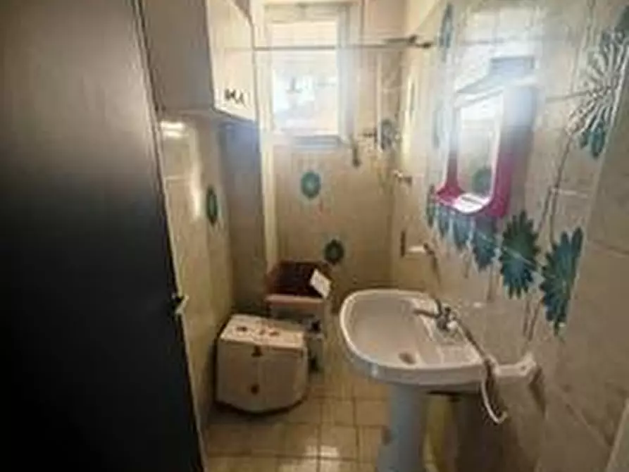 Immagine 38 di Appartamento in vendita  a Massa