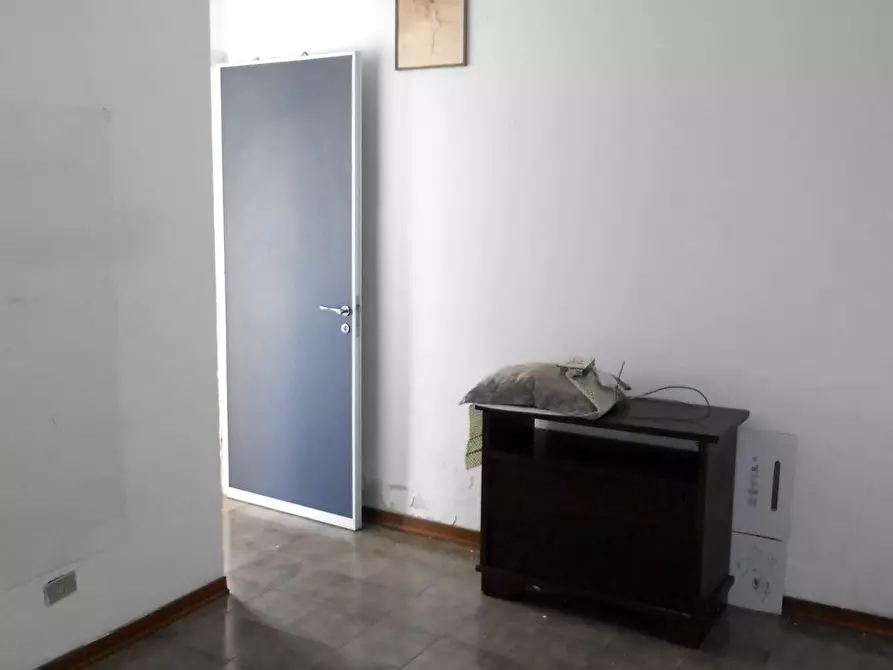 Immagine 38 di Appartamento in vendita  a Massa