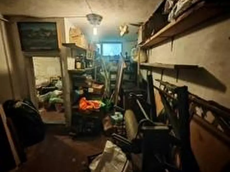 Immagine 27 di Appartamento in vendita  a Massa