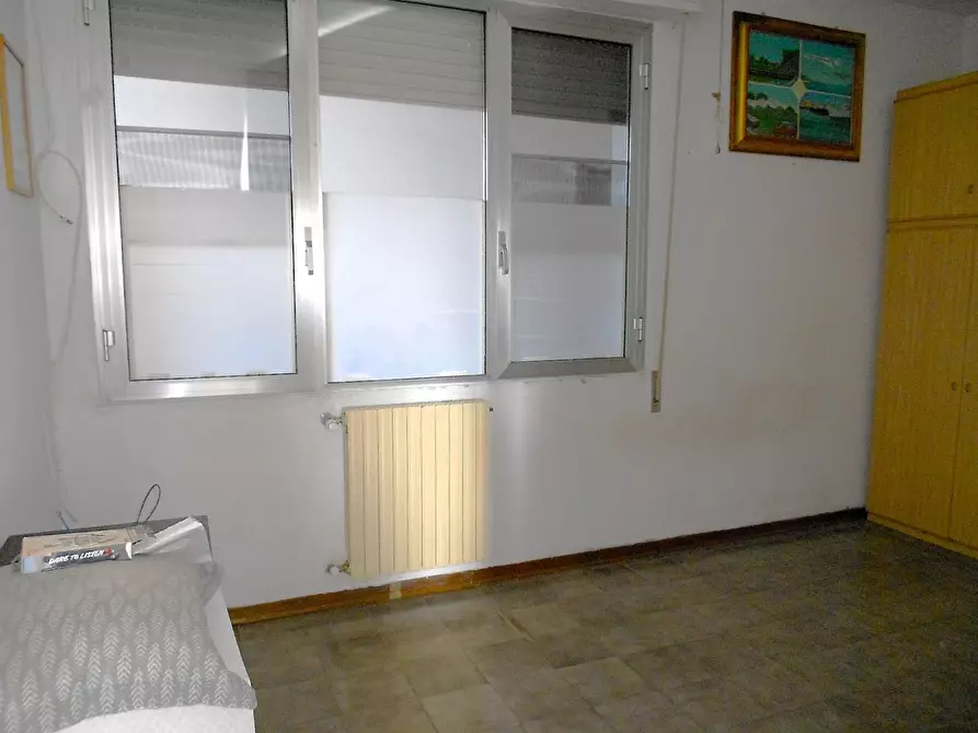 Immagine 41 di Appartamento in vendita  a Massa