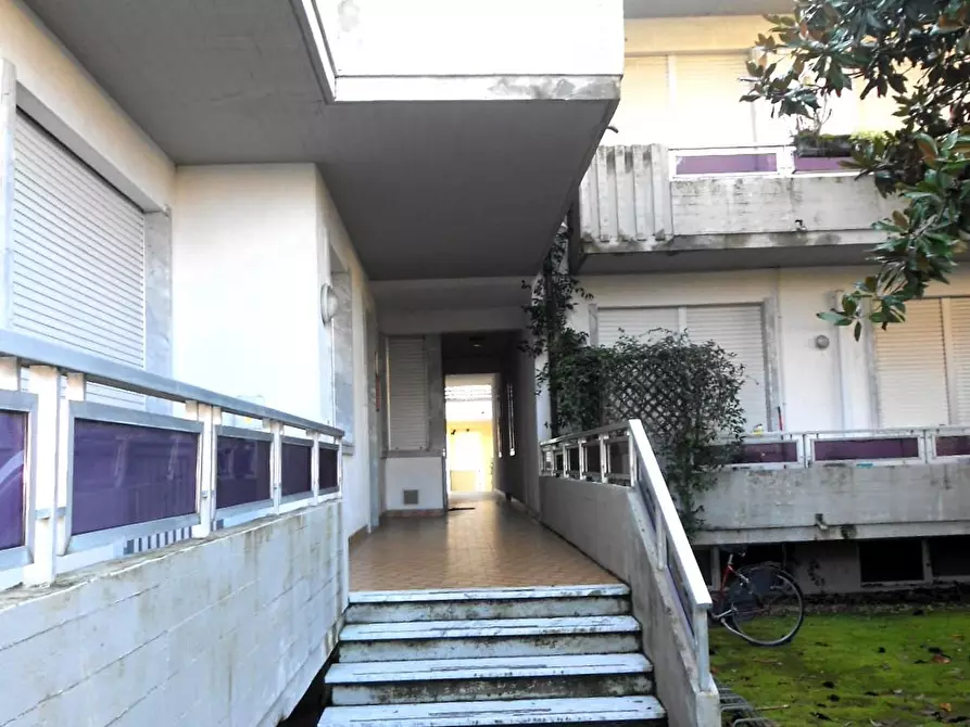 Immagine 52 di Appartamento in vendita  a Massa