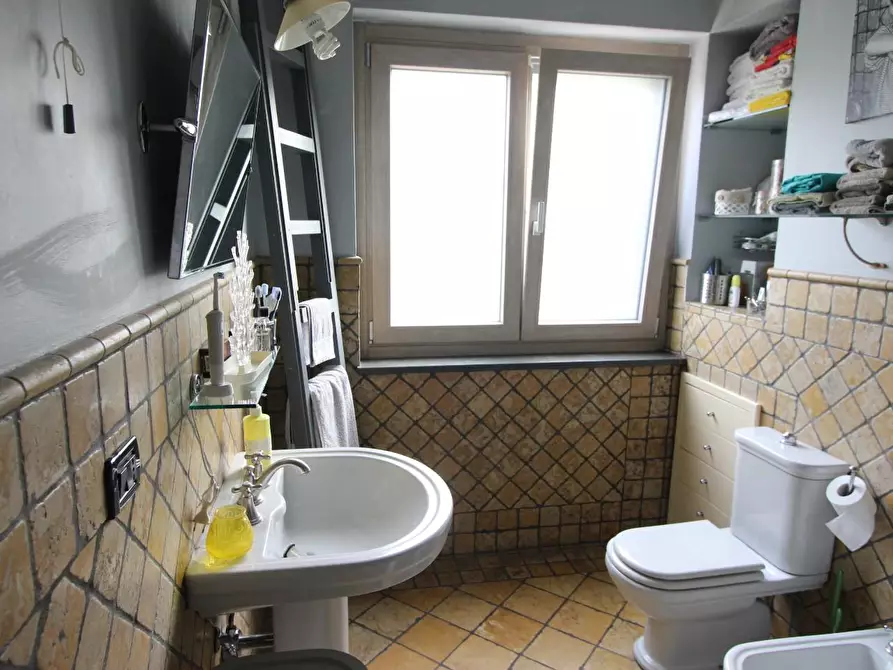 Immagine 26 di Casa bifamiliare in vendita  a La Spezia