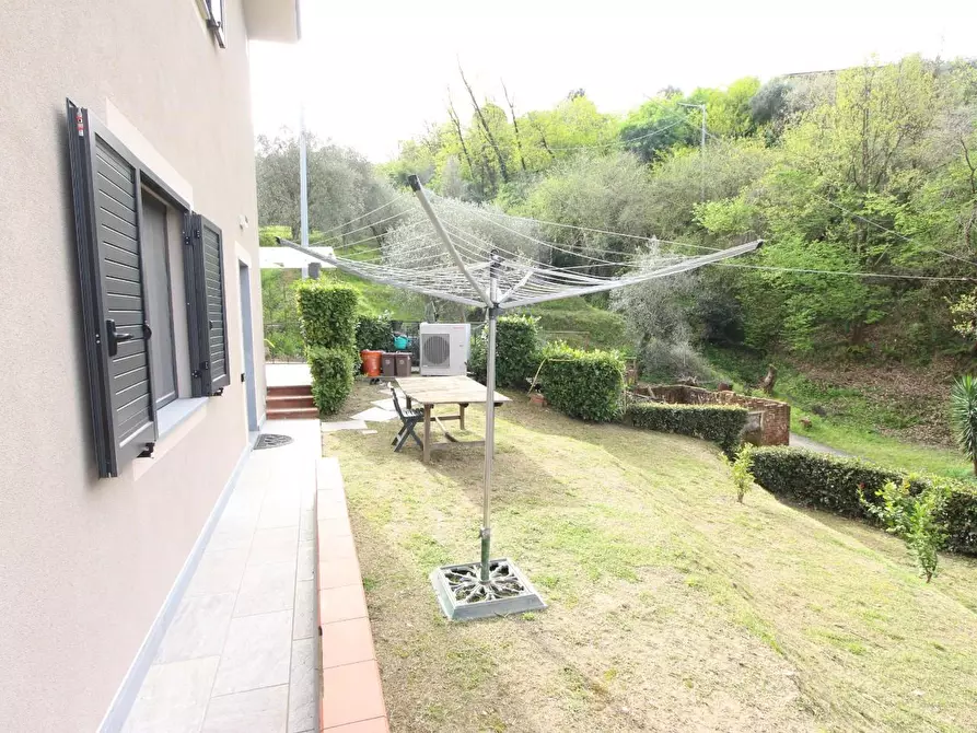 Immagine 18 di Casa bifamiliare in vendita  a La Spezia