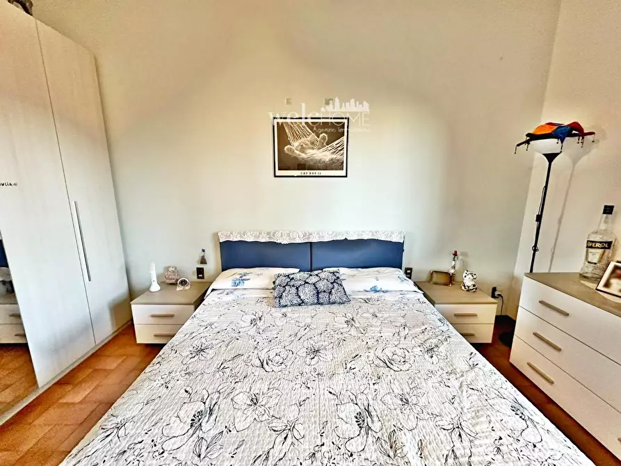 Immagine 23 di Appartamento in vendita  a Campi Bisenzio