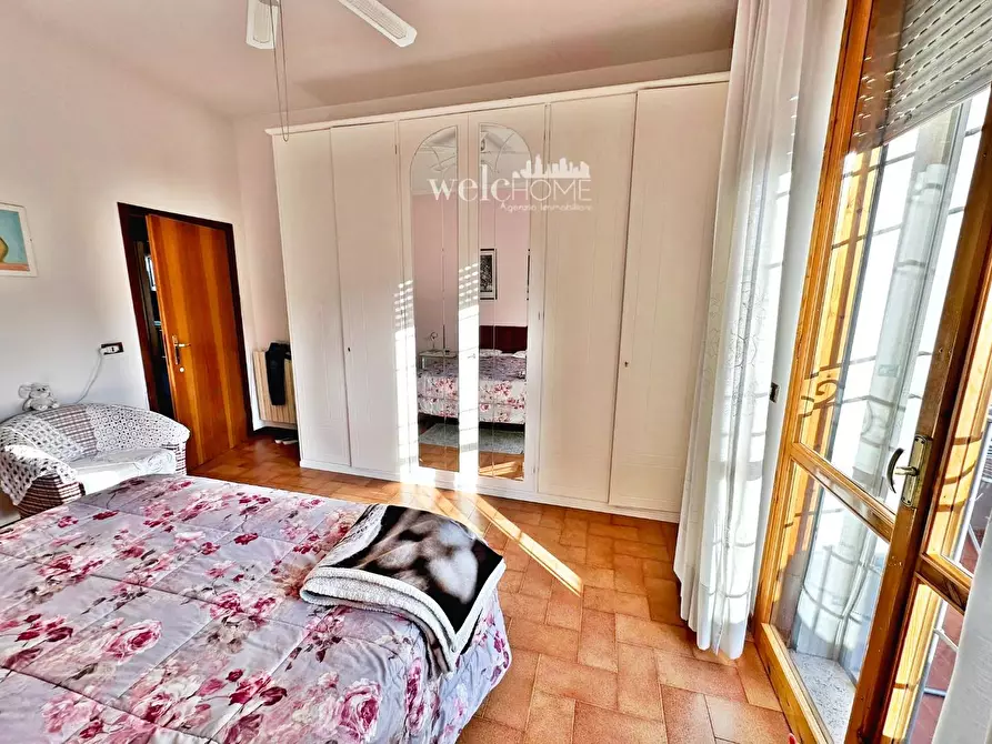 Immagine 21 di Appartamento in vendita  a Campi Bisenzio