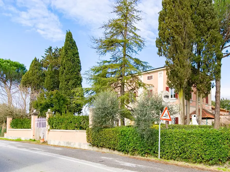 Immagine 9 di Casa bifamiliare in vendita  a Pontedera