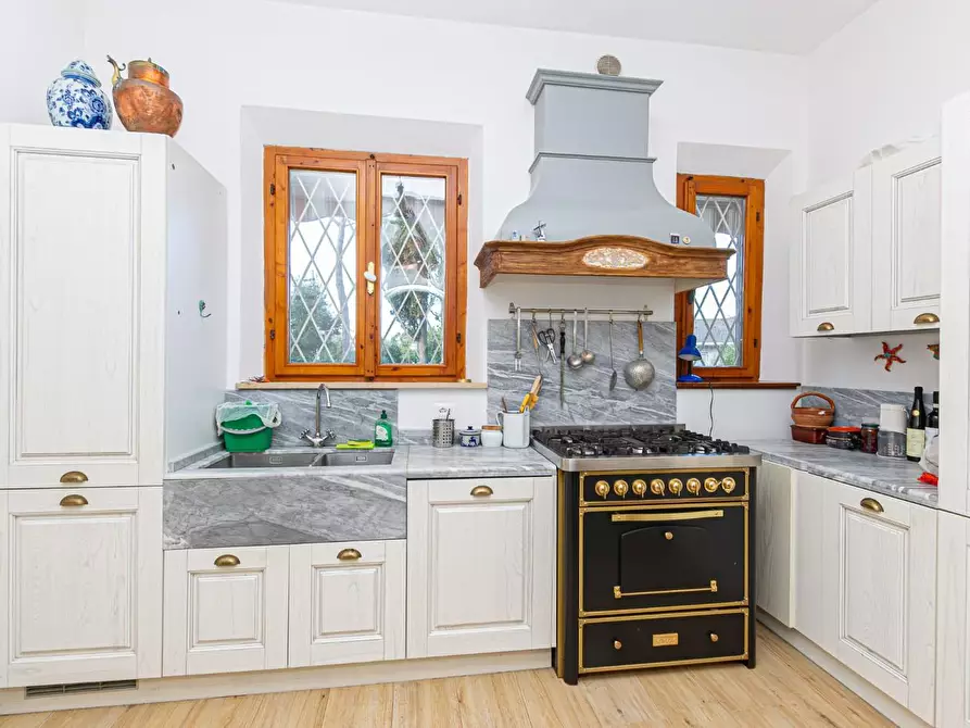 Immagine 24 di Casa bifamiliare in vendita  a Pontedera