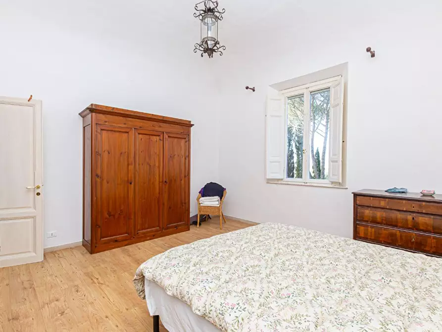 Immagine 29 di Casa bifamiliare in vendita  a Pontedera