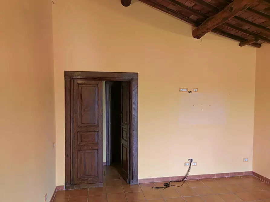 Immagine 12 di Appartamento in vendita  a Monteriggioni