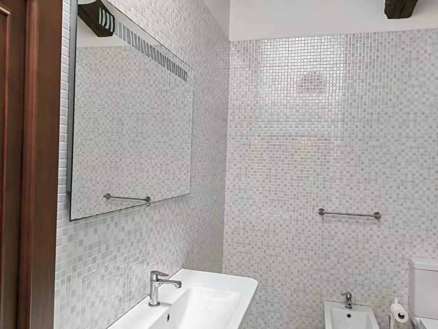 Immagine 7 di Appartamento in vendita  a Monteriggioni