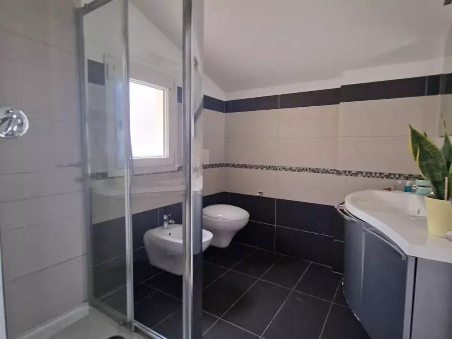 Immagine 19 di Appartamento in vendita  a Carrara