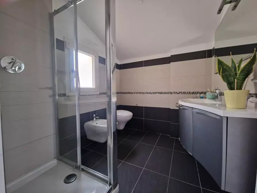 Immagine 20 di Appartamento in vendita  a Carrara