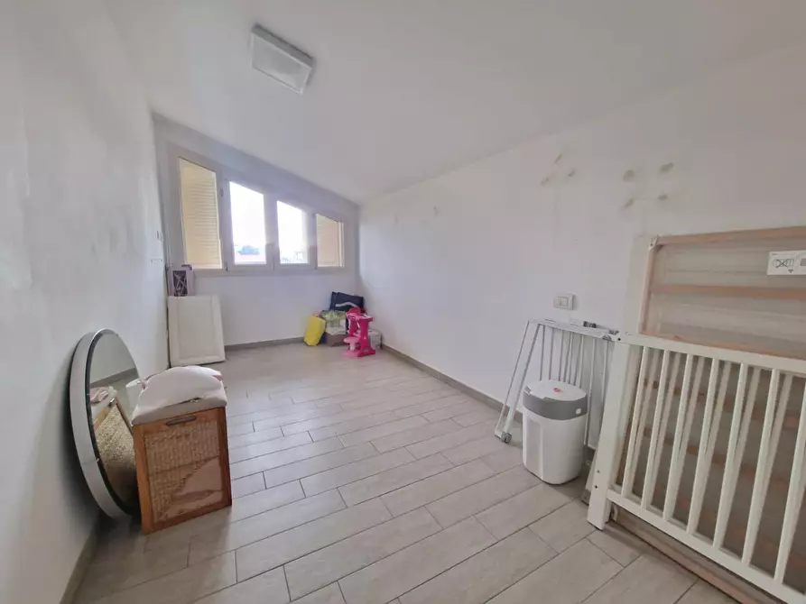 Immagine 12 di Appartamento in vendita  a Carrara
