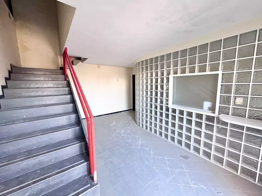 Immagine 9 di Attività artigianale in affitto  a Casciana Terme Lari