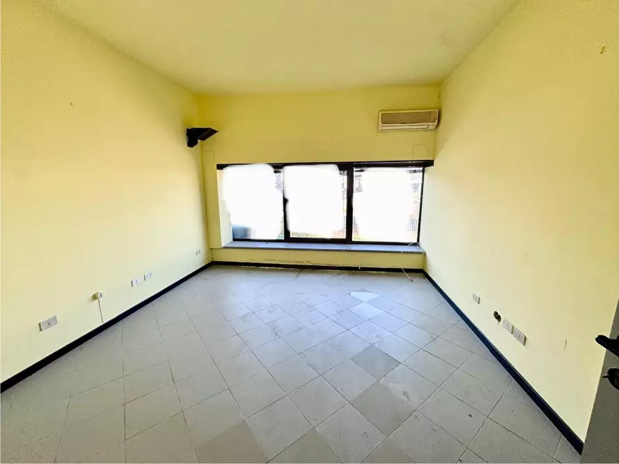 Immagine 6 di Attività artigianale in affitto  a Casciana Terme Lari