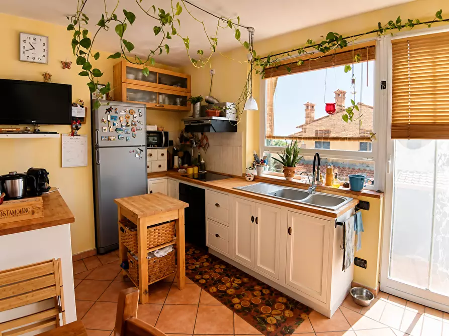 Immagine 3 di Porzione di casa in vendita  a Casole D'elsa