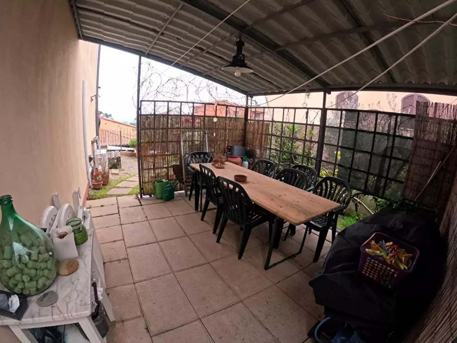 Immagine 11 di Porzione di casa in vendita  a Casole D'elsa