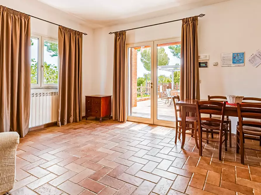 Immagine 10 di Villa in vendita  a Magliano In Toscana