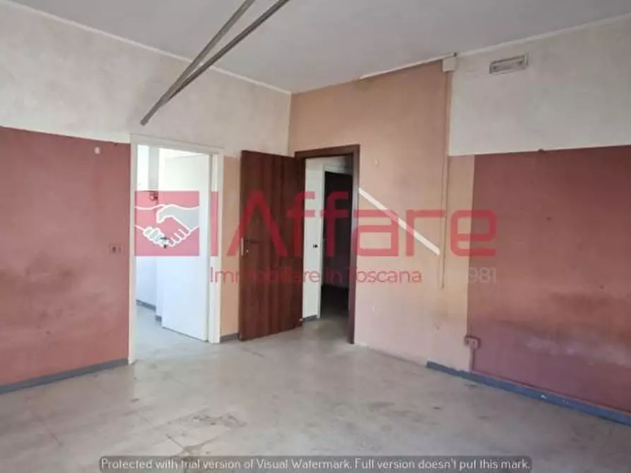 Immagine 23 di Appartamento in vendita  a Pontedera