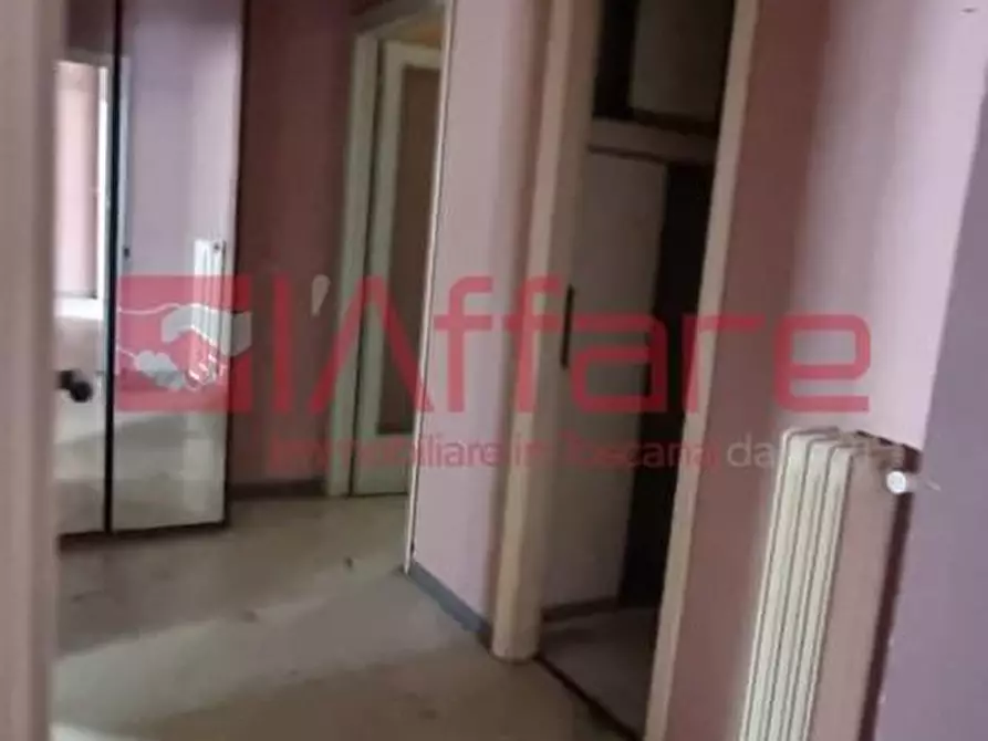 Immagine 17 di Appartamento in vendita  a Pontedera