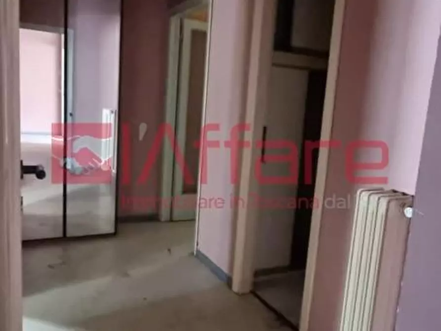 Immagine 16 di Appartamento in vendita  a Pontedera