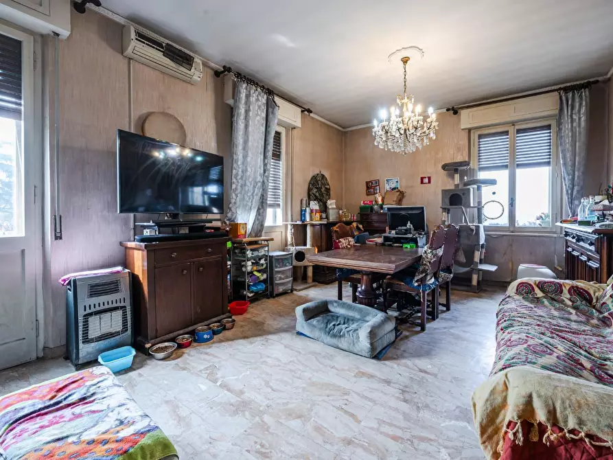 Immagine 3 di Appartamento in vendita  a Modena