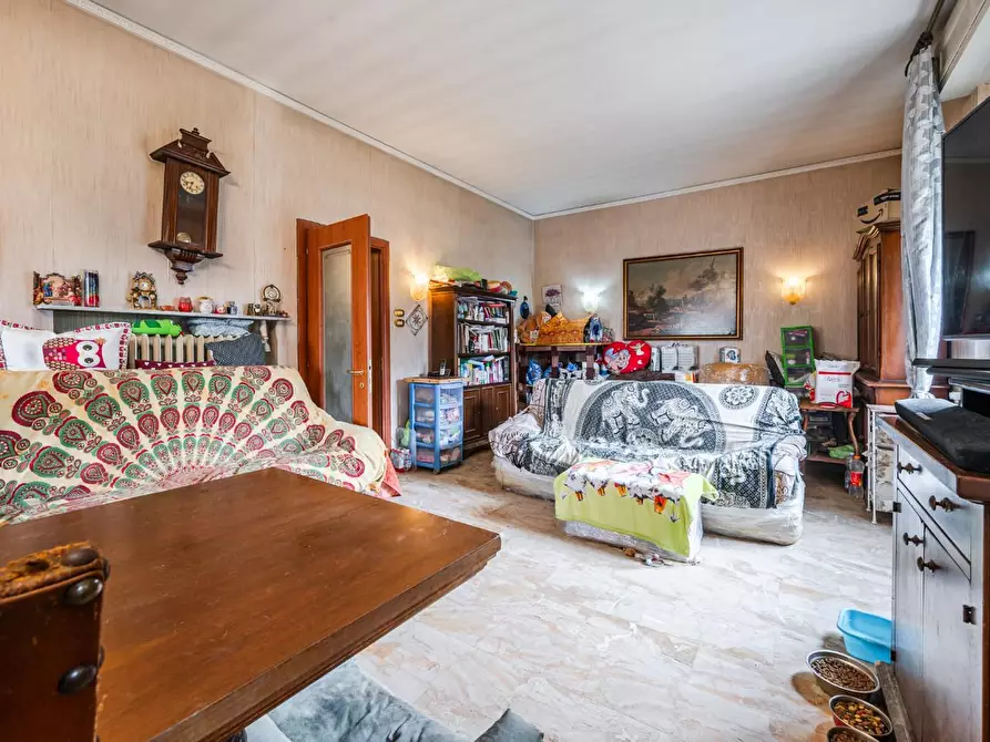 Immagine 5 di Appartamento in vendita  a Modena