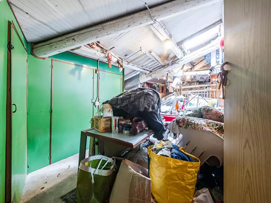 Immagine 33 di Appartamento in vendita  a Modena