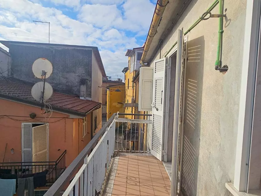 Immagine 31 di Terratetto in vendita  a Carrara