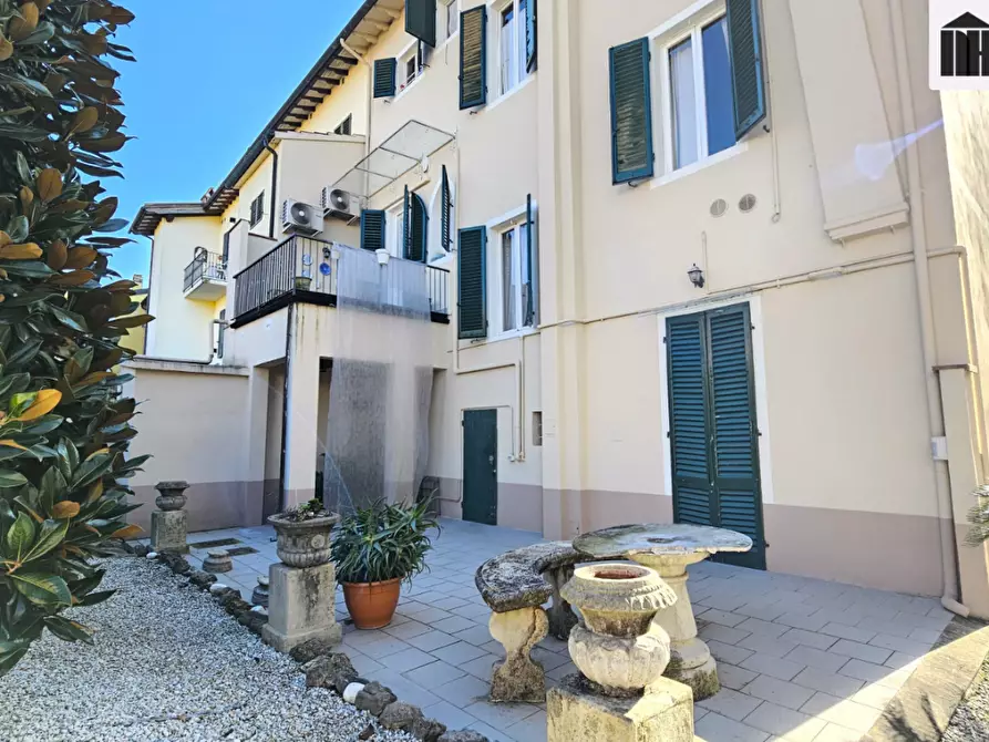 Immagine 5 di Terratetto in vendita  a Santa Croce Sull'arno