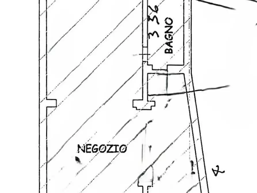 Immagine 10 di Laboratorio in vendita  a Piombino