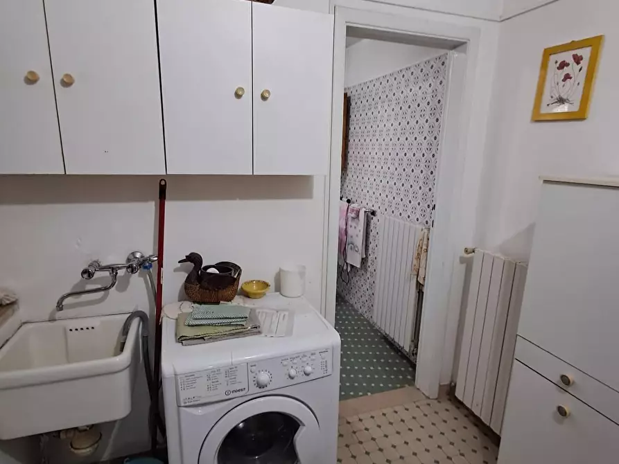 Immagine 10 di Appartamento in vendita  a Santa Maria A Monte