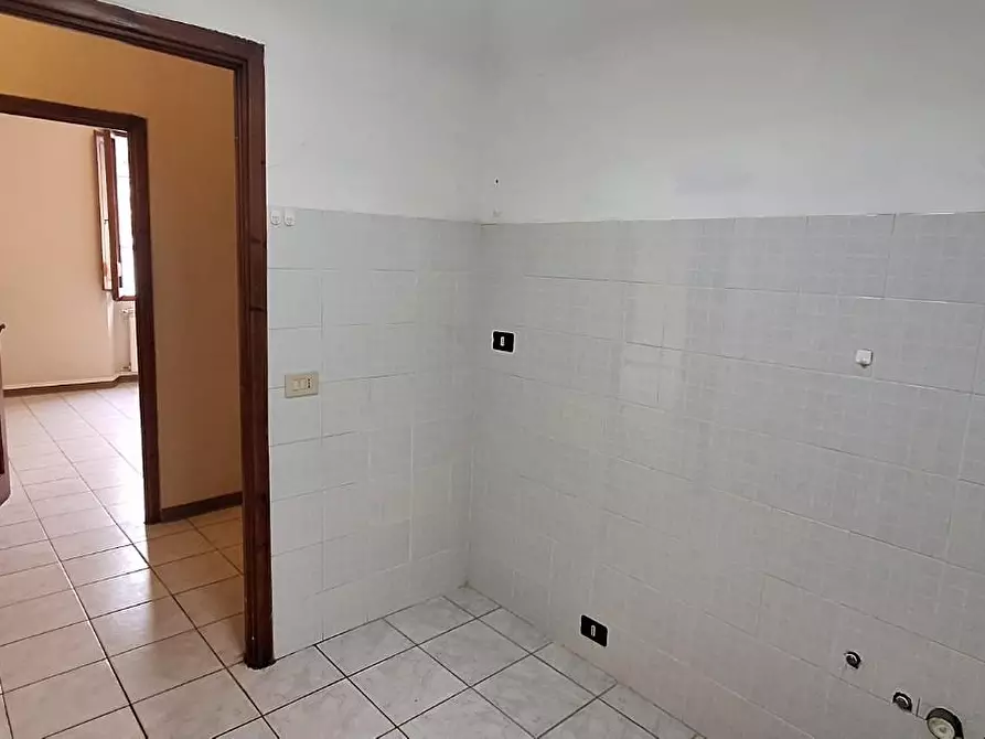 Immagine 3 di Appartamento in vendita  a Bagni Di Lucca