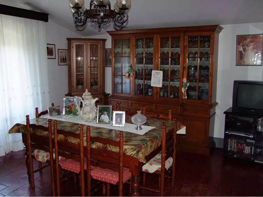 Immagine 11 di Casa colonica in vendita  a Rufina