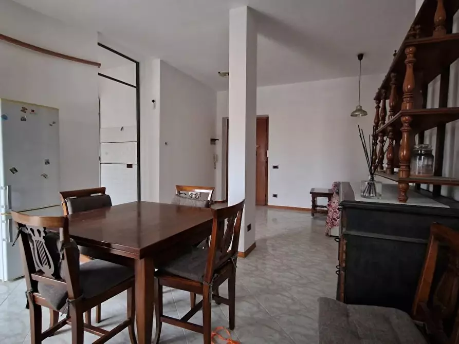 Immagine 9 di Appartamento in vendita  a Massa