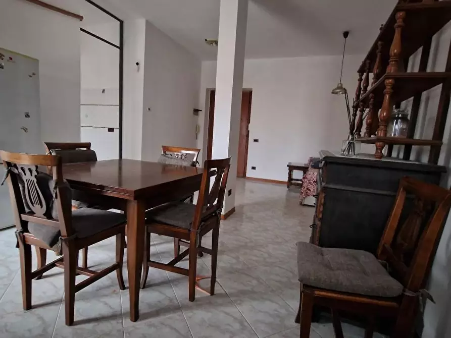 Immagine 10 di Appartamento in vendita  a Massa