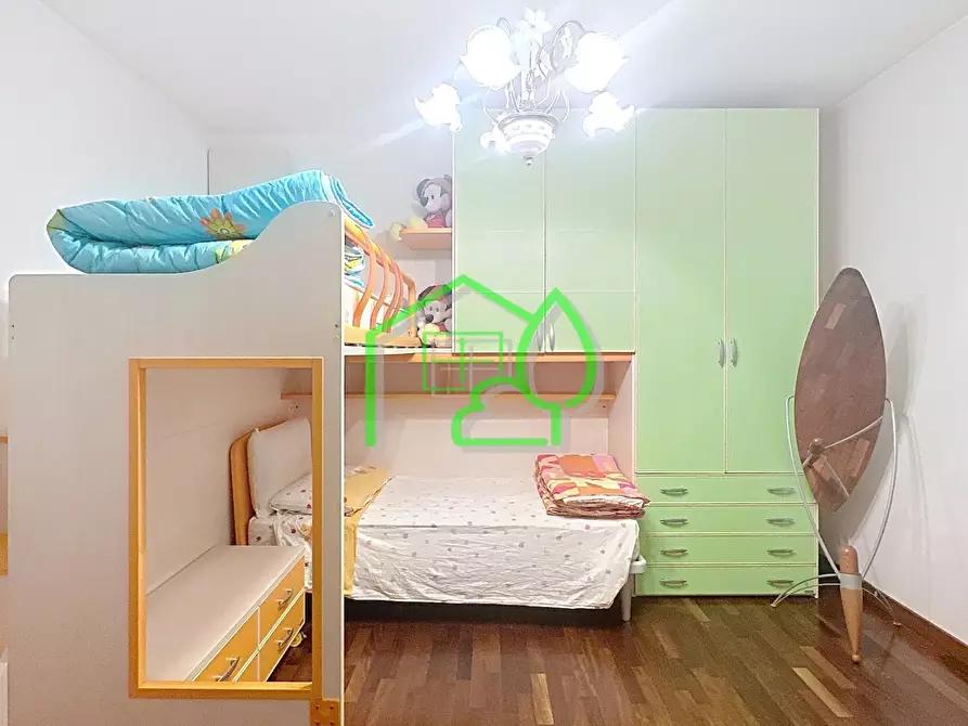 Immagine 17 di Casa trifamiliare in vendita  a Camaiore