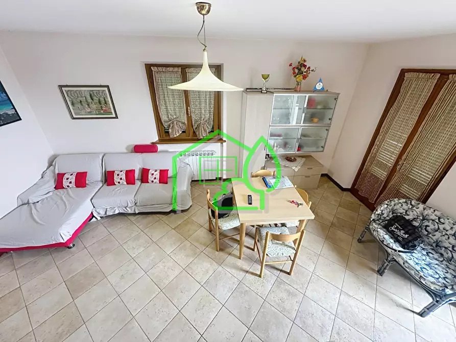 Immagine 22 di Casa trifamiliare in vendita  a Camaiore