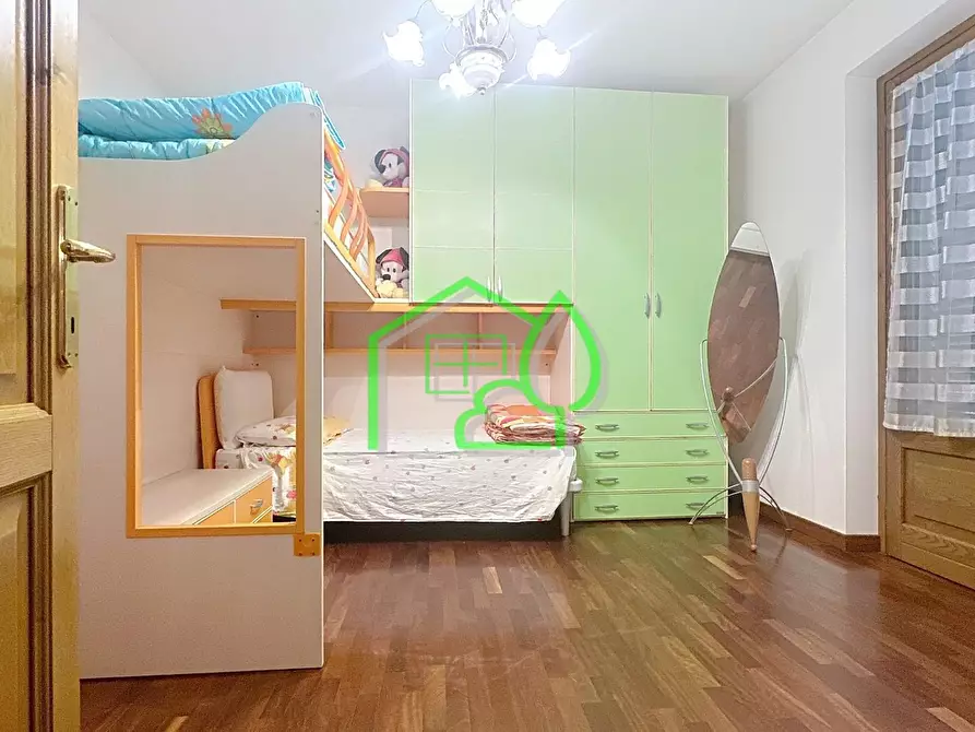 Immagine 20 di Casa trifamiliare in vendita  a Camaiore