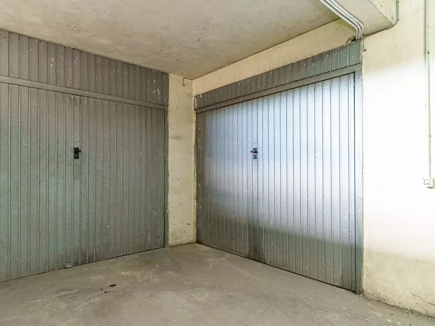 Immagine 30 di Appartamento in vendita  a Aci Catena