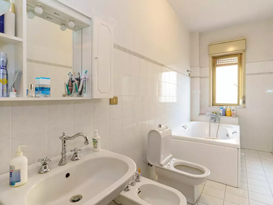 Immagine 15 di Appartamento in vendita  a Aci Catena