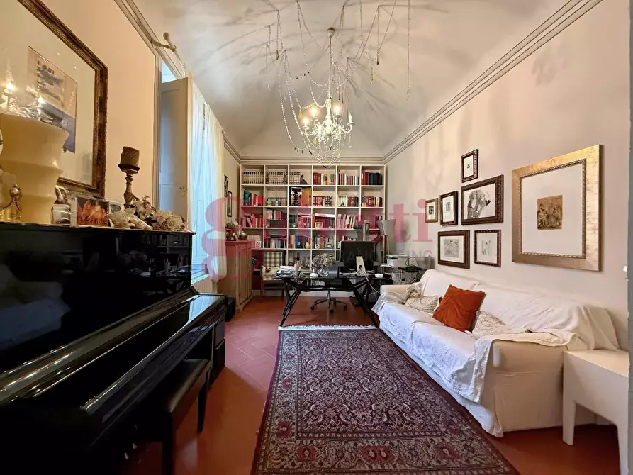 Immagine 30 di Appartamento in vendita  a Pisa